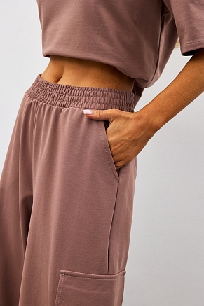 Женский костюм Нила-2 (на рост 175 см) / капучино