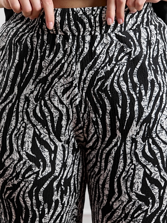 Женские брюки Элегия-1 Б-066 / чёрный