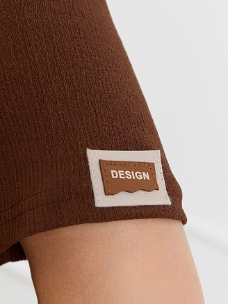 Женская футболка Рената-4 / коричневый