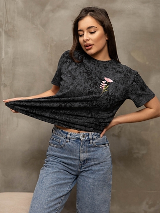 Женская футболка мод.2156/1 / Черный