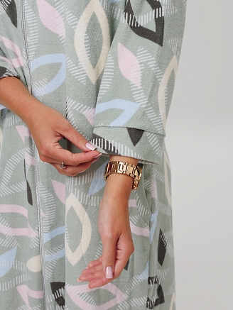 Женский халат Х-80(М) / Серо-зеленый (узоры)