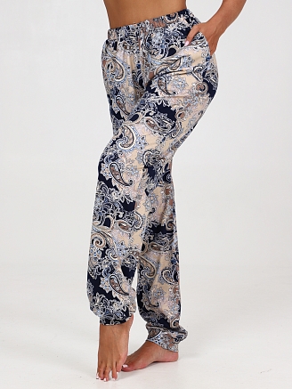 Женские брюки БК-275 / Бежево-синие огурцы