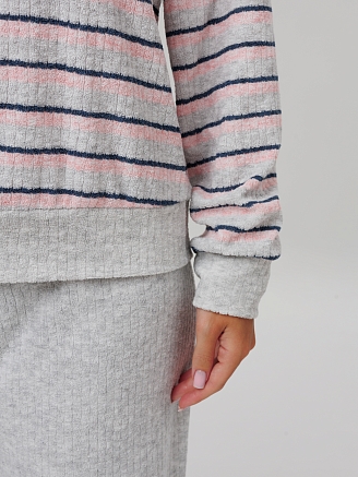 Женский костюм К- 219(М) / Серый (полосы)