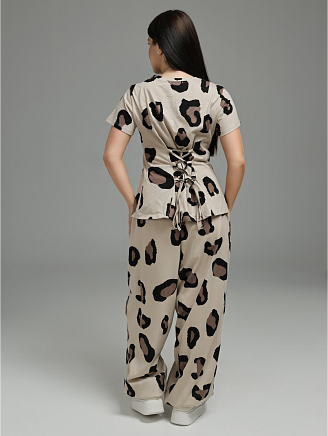 Женский костюм Очарование / экрю