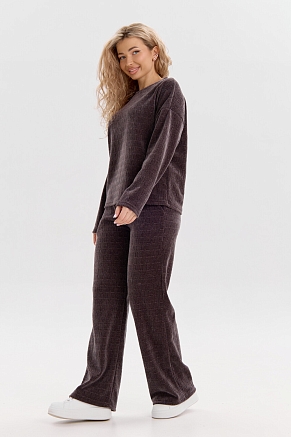 Женский костюм 37001 / серо-коричневый