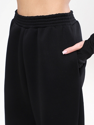 Женские брюки М-075 / черный