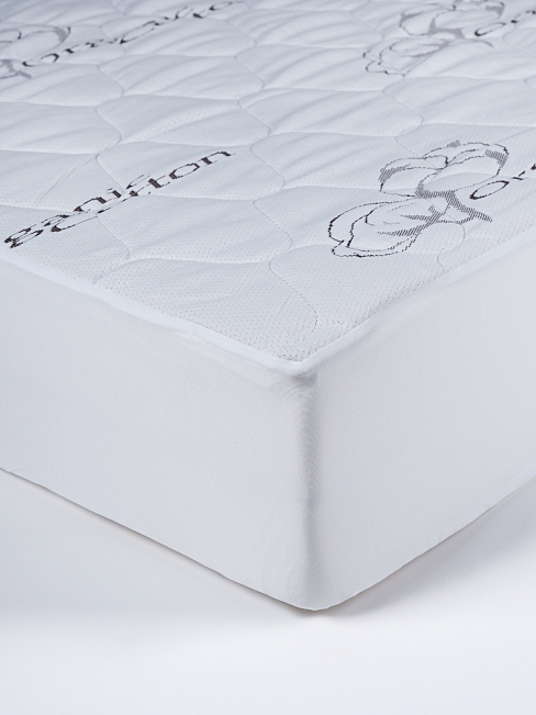 Наматрасник стеганый с бортом Коттон/Cotton / 200 гр/м2