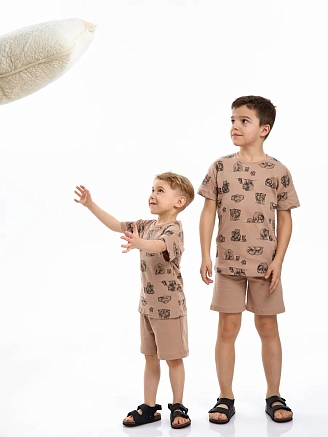 Детская пижама с шортами "Семья" / Коричневый