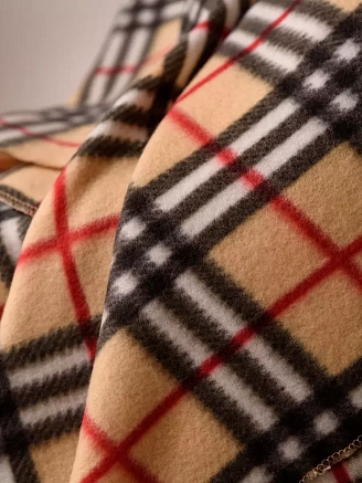 Плед флисовый арт. ПФ130 / Бежевый (клетка)