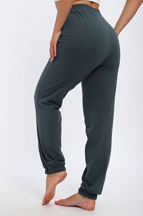 Брюки женские из кулирки на резинке / Серый